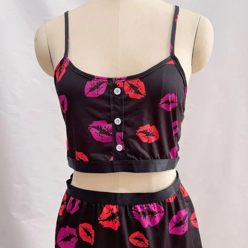 novo-conjunto-de-pijama-feminino-com-estampas-multiplas-sem-mangas-confortavel-respiravel-estilo-suspender-com-shorts