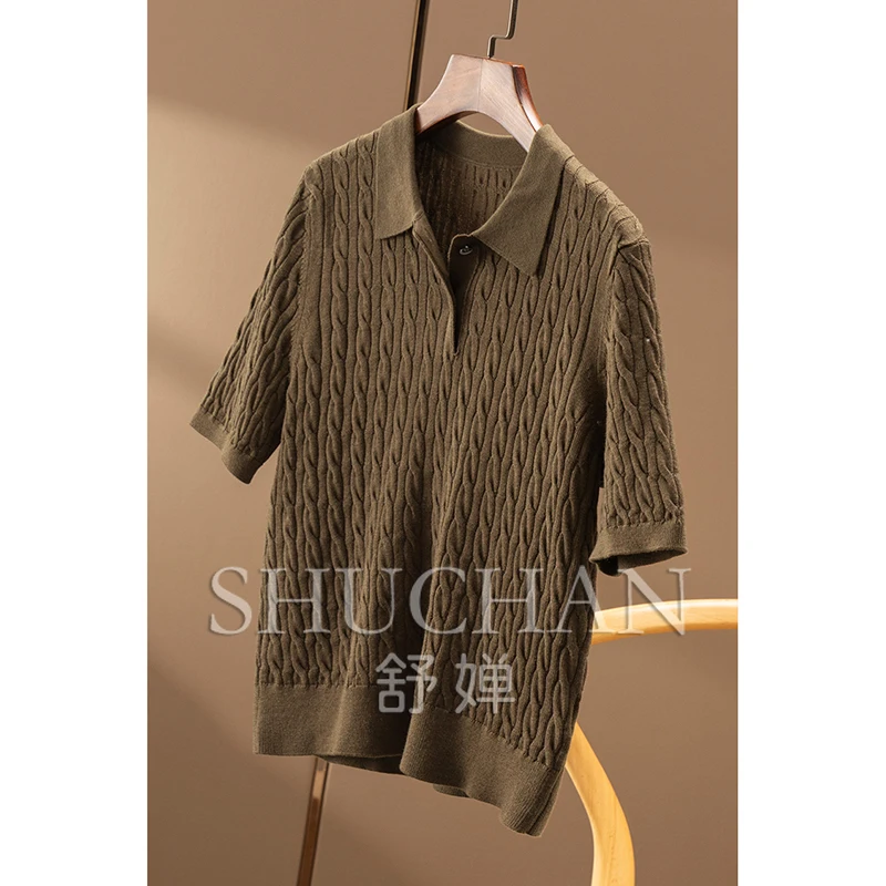 Wczesna jesień, styl \"old money\", retro, skręcony jedwab, wełna, sweter damski z krótkim rękawem i kołnierzykiem polo, dzianina, model 64C7