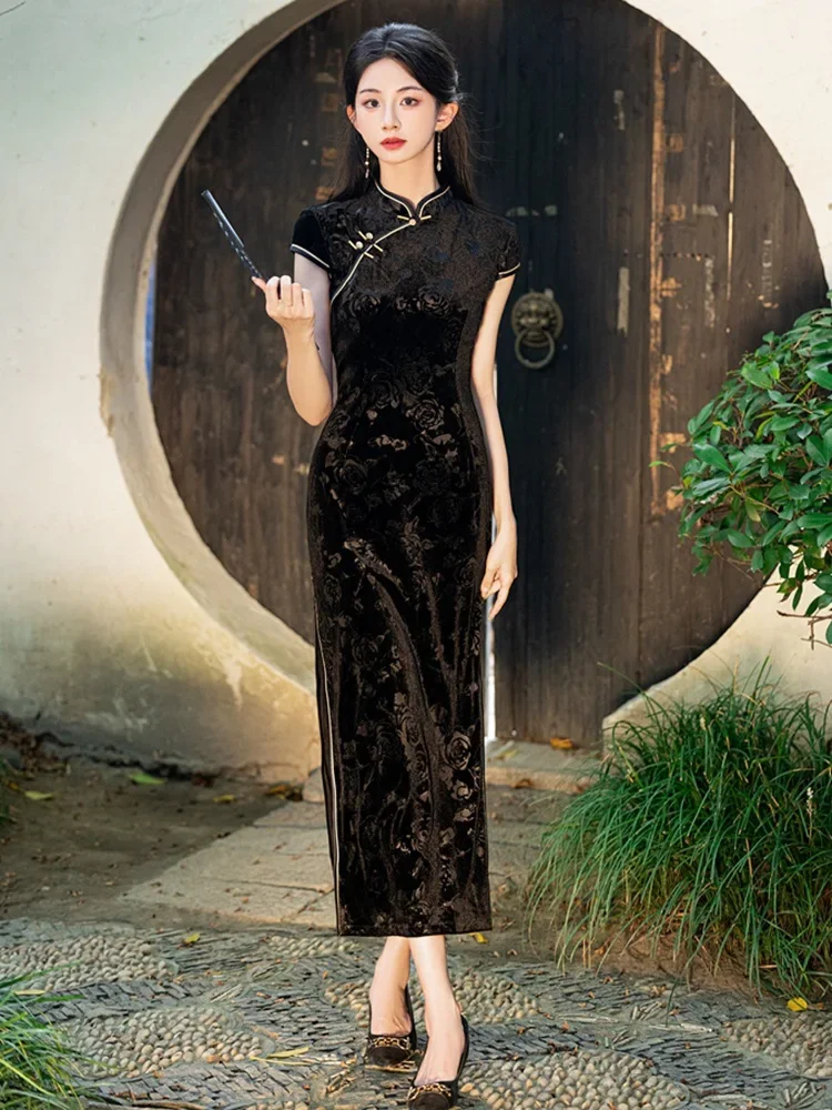

2024 New Retro Old Shanghai Style Long Cheongsam Black Velour Sleeveless Classical Dress Qipao Dress