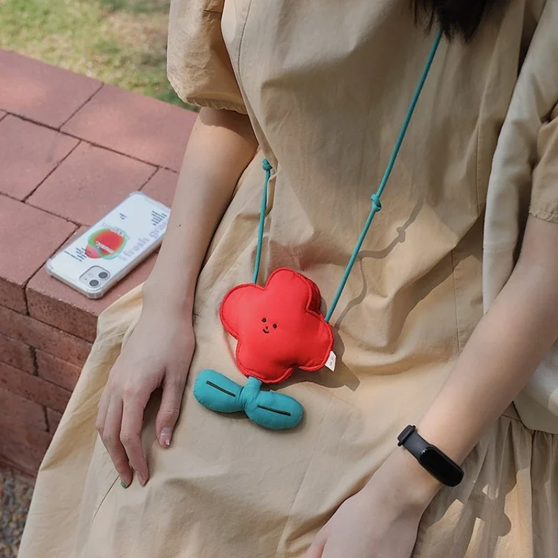 

Korean Version of The Niche Design Headphone Bag Messenger Coin Purse Mini Lipstick Bag Cute Flower Storage Bag