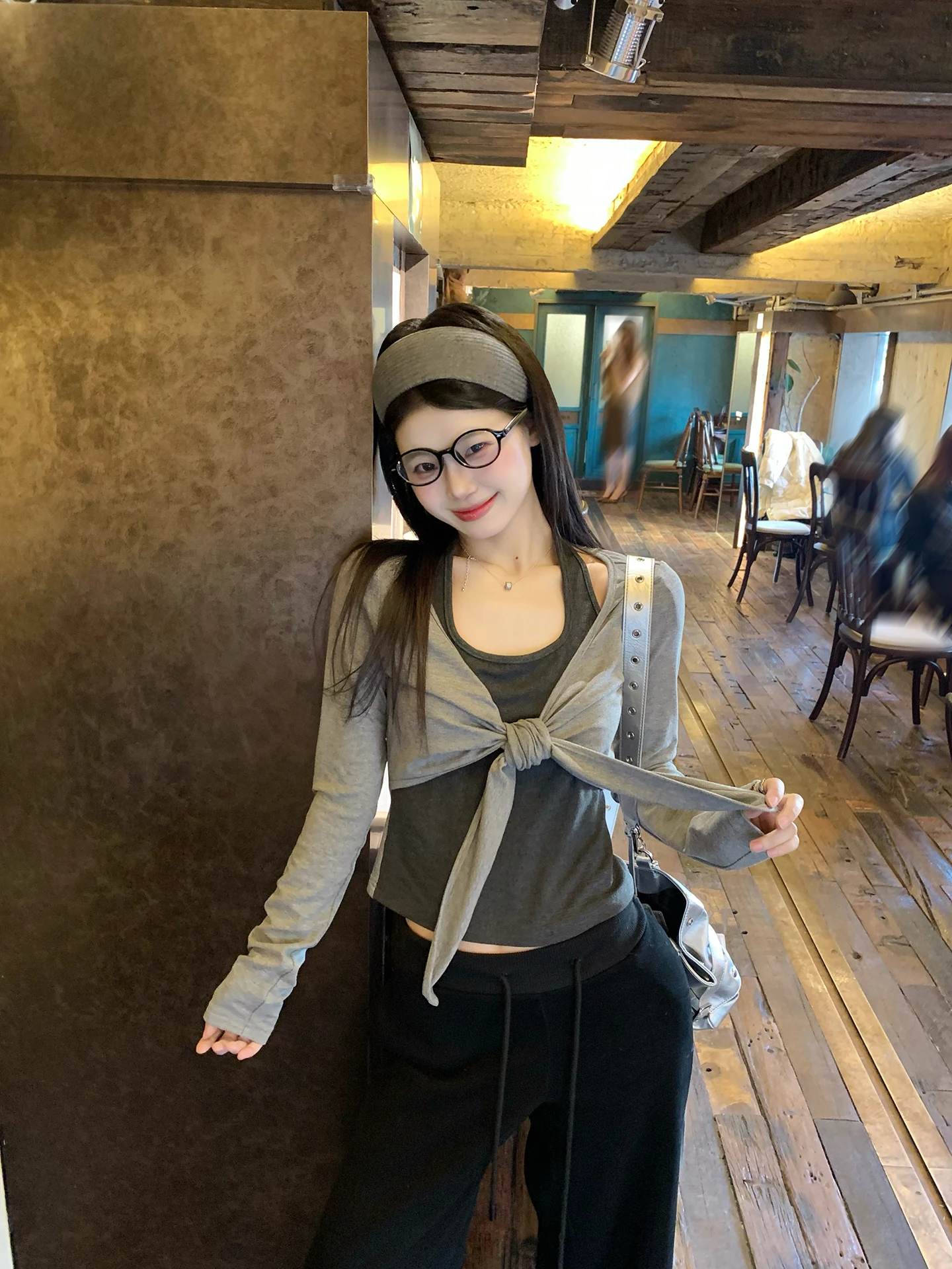 

Korean Style Women's T-shirt Long Sleeve Layering Gray Color Basic Versatile Mid-Length round Neck Commute Style Spring 2026