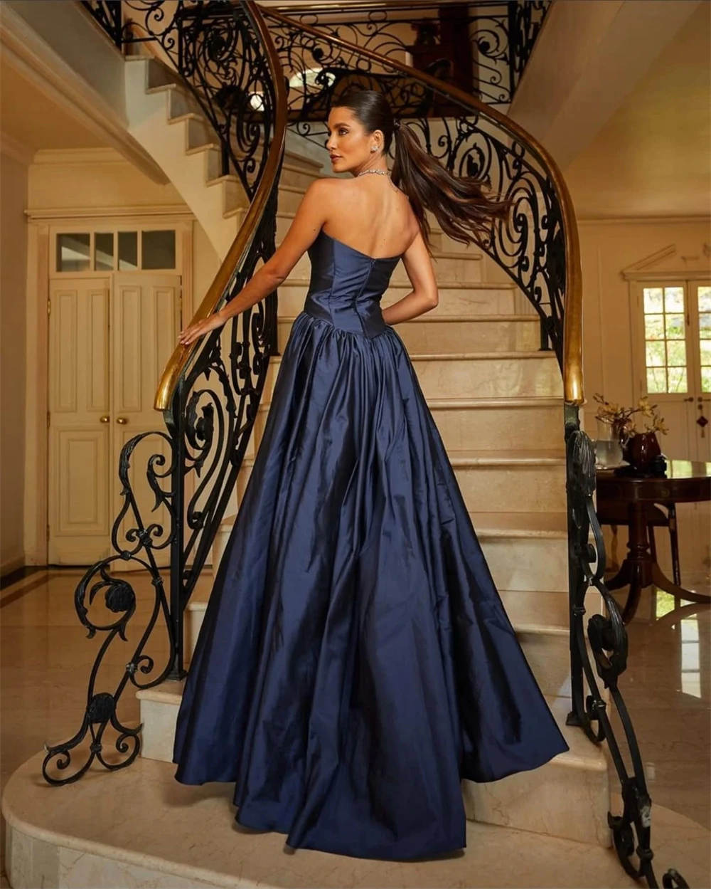 Customized Exquisite Blue Satin Strapless Vestido De Festa Sleeveless A-Line Bespoke Occasion Gowns Floor Length Evening Dresses
