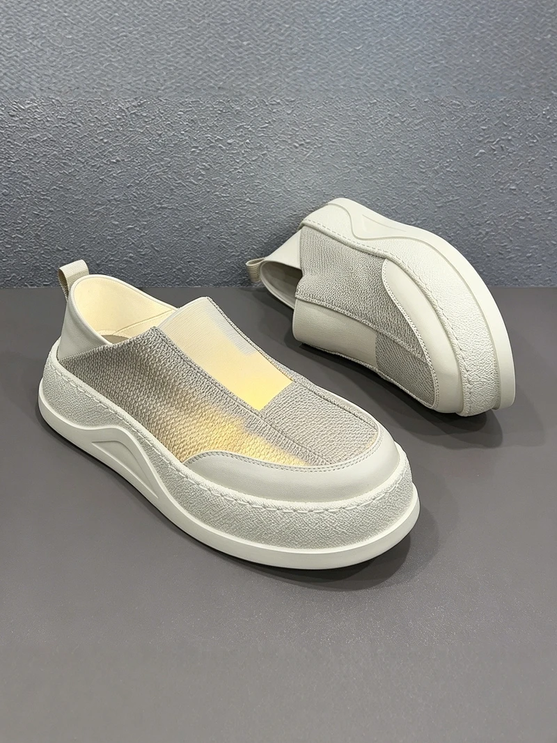 

Men's Summer 2026 New Style Breathable Mesh Slip-On Thick Bottom Casual Beijing Cloth Shoes Versatile Comfortable Low Top Sne...