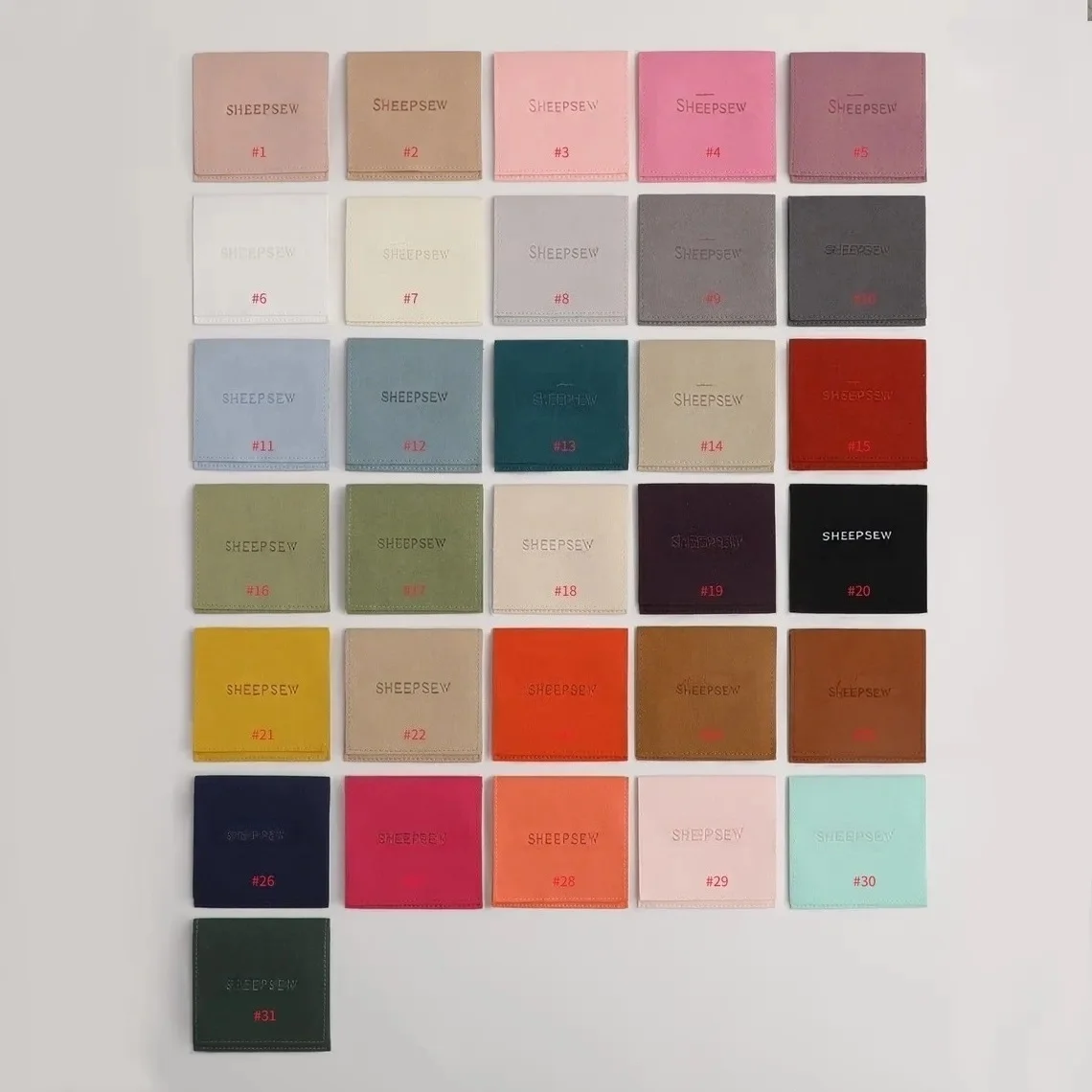 50pcs SHEEPSEW Microfiber Jewellery Envelope Pouches Custom Deboss Logo Multi Colors Jewelry Packaging Bag For Bridesmaid