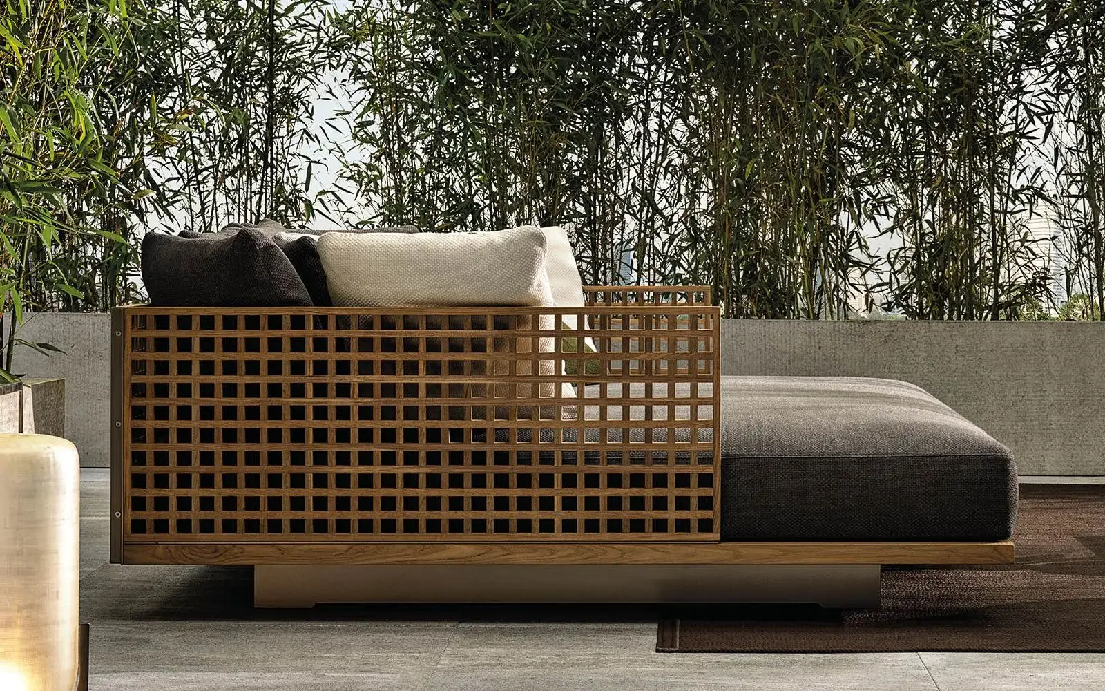 

Furniture large teak wood double daybed garden luxury armrest sunbed chaise patio pool lounge deep set sofa quick drying anti UV