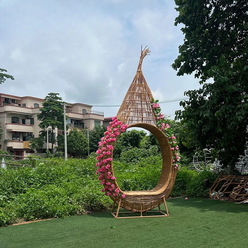 Reloj de celebridad de Internet para exteriores de Bali en el nido de pájaro, foto de punto escénico de ratán, silla columpio colgante de amor Douyin B & B
