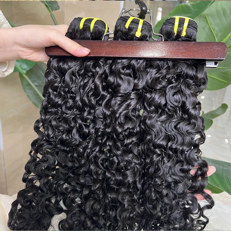 Unbehandeltes Burmesisches Lockiges Echthaar-Bündel Vietnamesisches Rohes 100% Echthaar-Extensions für Frauen Federnde Locken Natürliche Farbe # 1B – Detail 6