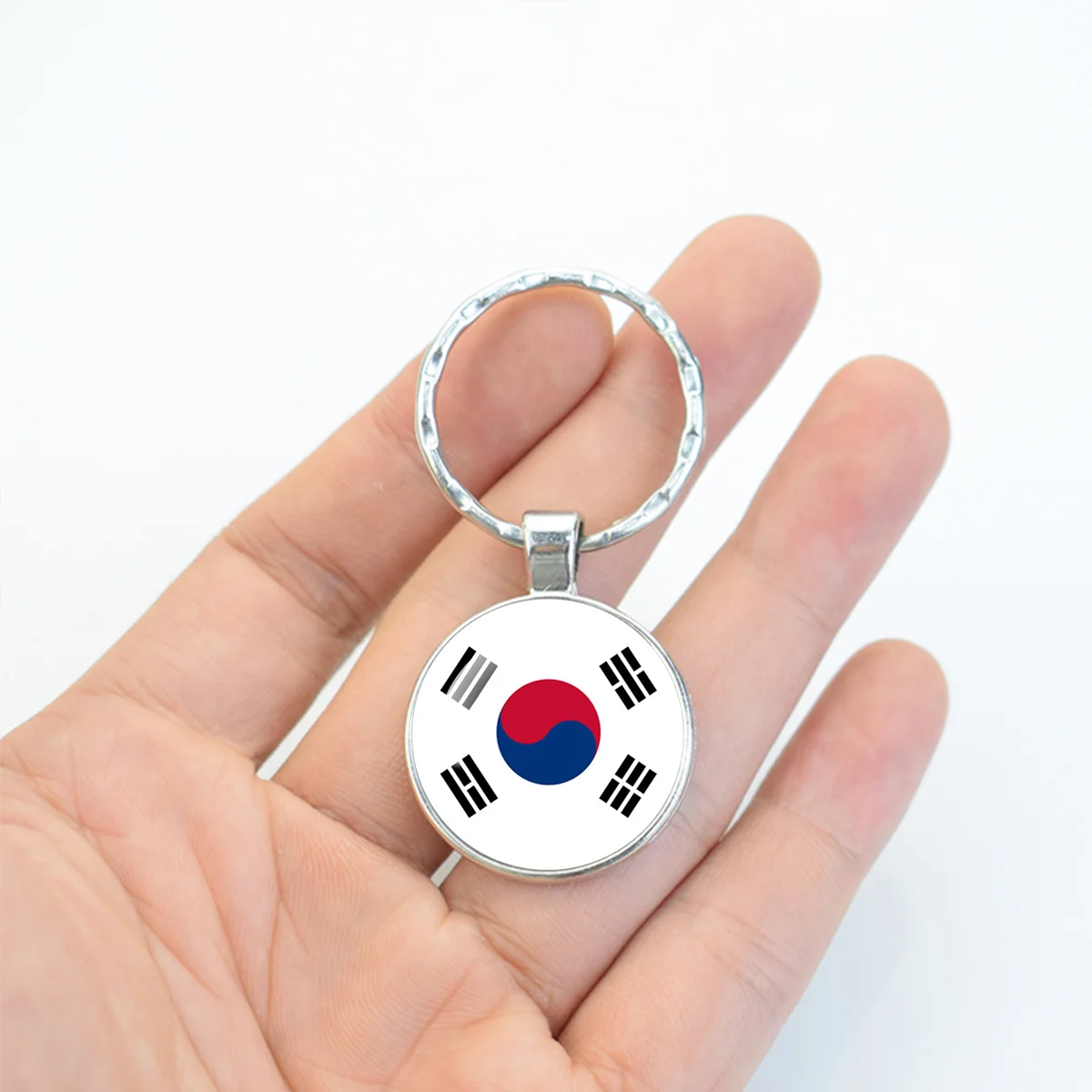 Asia National Flags Keychain Asia Country Japan Singapore Vietnam Indonesia Flag Glass Dome Key Chain Patriot Gift