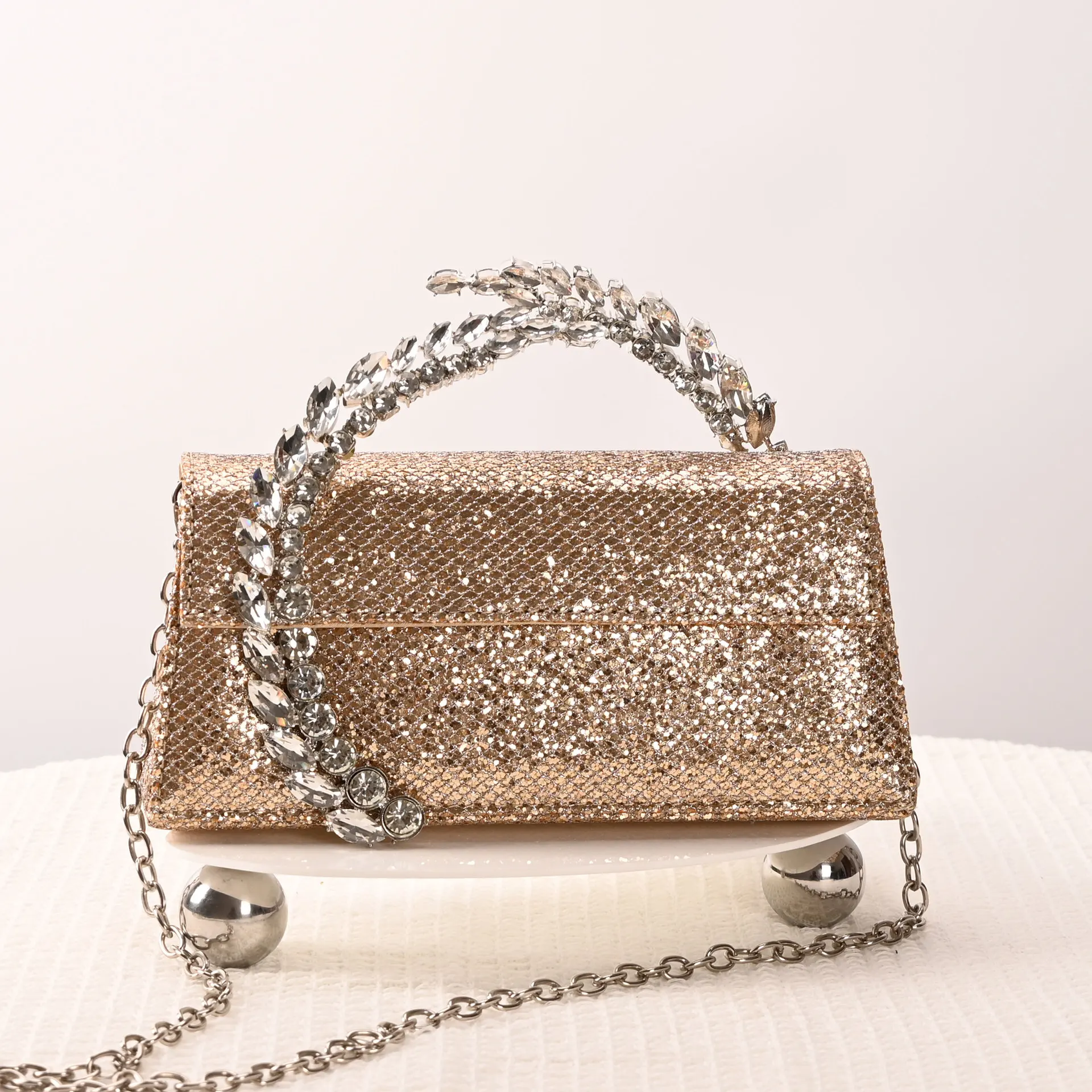 

Luxury Diamond Evening Bag Clutch Satin Women Designer Handbags Crystal Silk Shoulder Crossbody Bags for Women Wedding Box Bag
