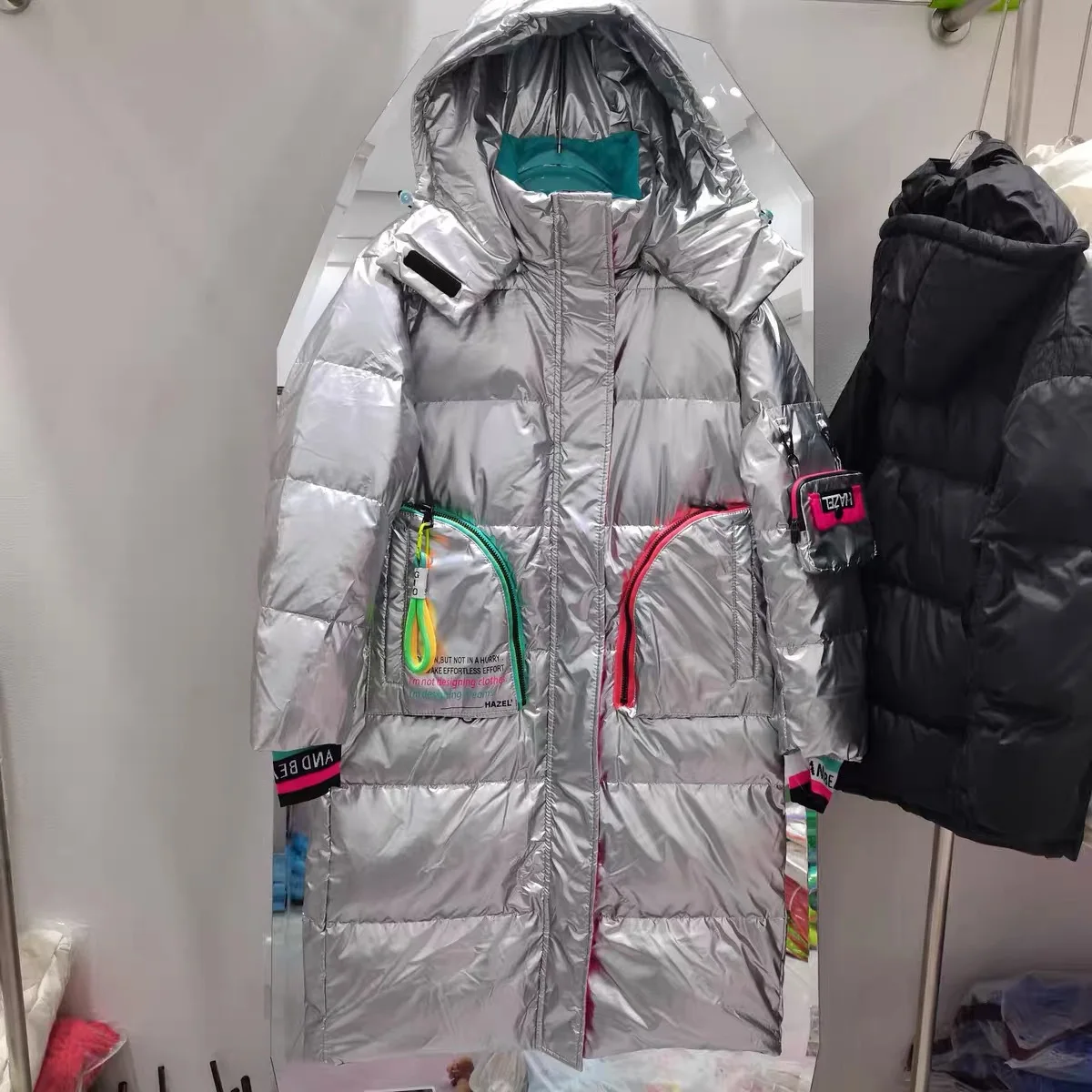 2025 nuevo abrigo de invierno para mujer, chaqueta de plumón sin lavado con cara brillante contrastante a la moda para mujer, abrigo largo cálido 90% de plumón de pato blanco
