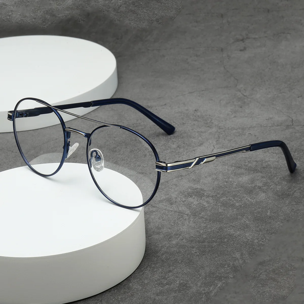 نظارات طبية عصرية خفيفة للغاية بشعاع مزدوج صغير الحجم بدرجة قابلة للتعديل نظارات بصرية مخصصة للرجال والنساء 3003