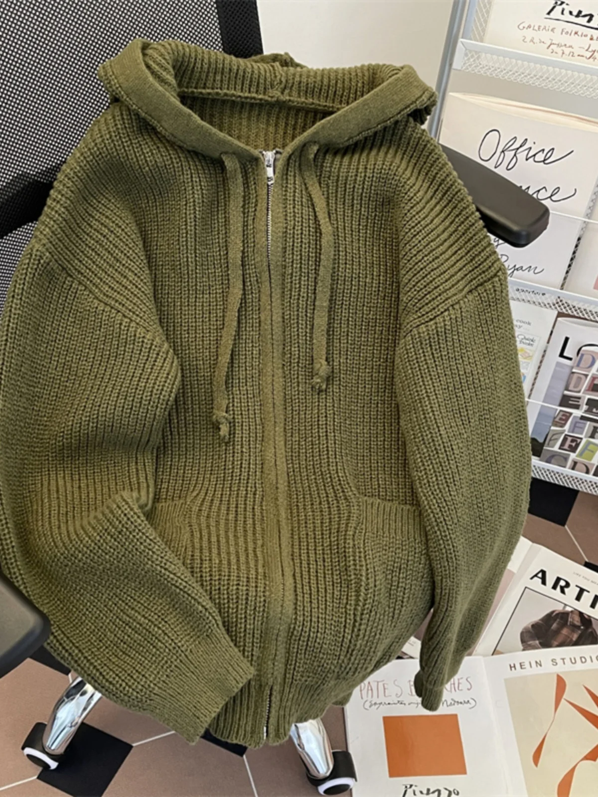 

Открытый кардиган с капюшоном, вязаный свитер, мужской осенне-зимний свободный американский слей, повседневные топы для ленивых пар, длинные светящиеся молодежные морские топы