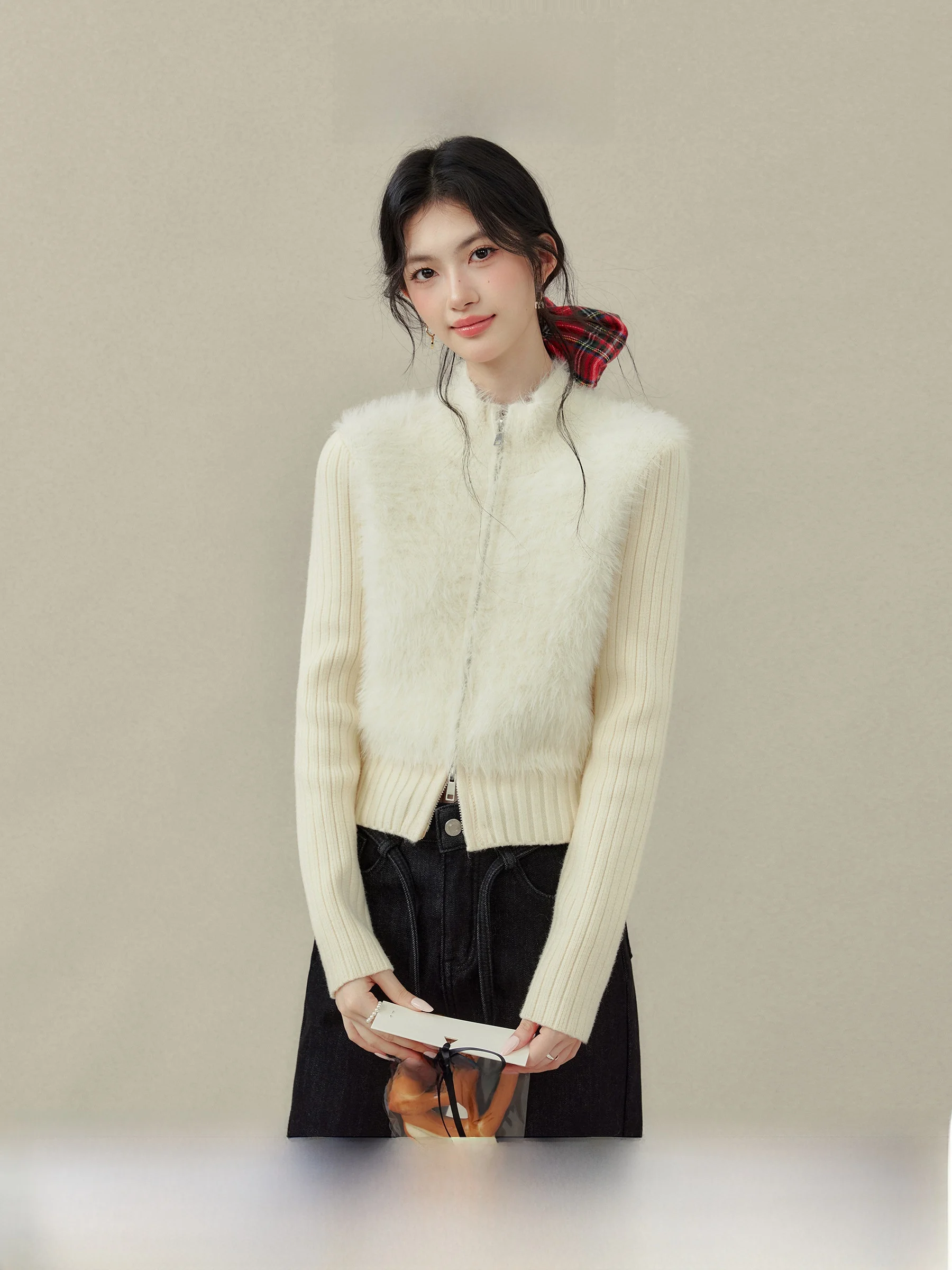 

Winter 2025 ort Sle Women's Faux Fur Jaet Knitted Sve Splicing Design Casual Fit Pure E-commerce Exclusive