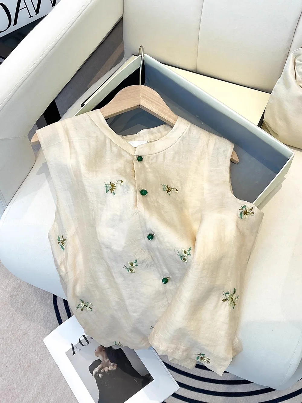 

New Chinese Sle Women's irt Design Sense Small Folk Embroidery No Tag Vest Top Summer Regular Svel round Ne