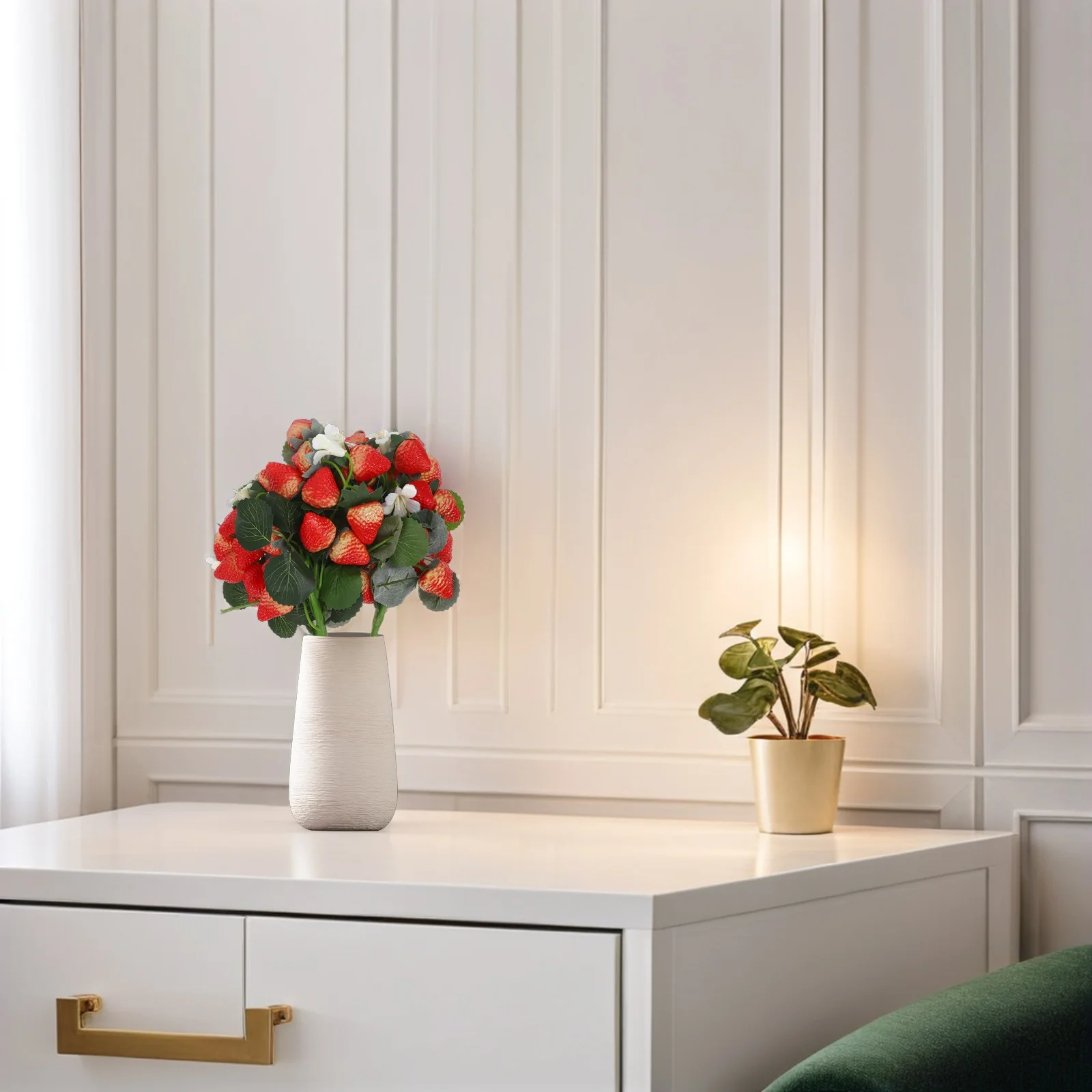 

3Pcs Artificial Strawberry Bunch Fake Strawberry Branches Lifelike Festival Decoration Holiday Party DIY Home Decor