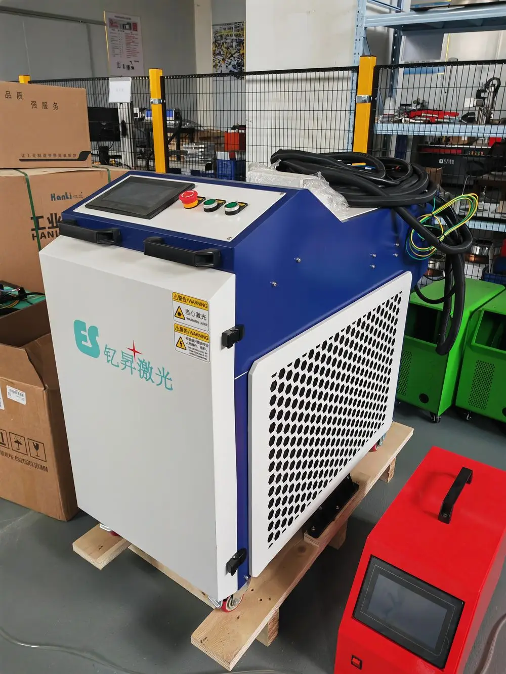 

Handheld Water Cooling 3000W Automatic Fiber Laser Digital Welding Machine