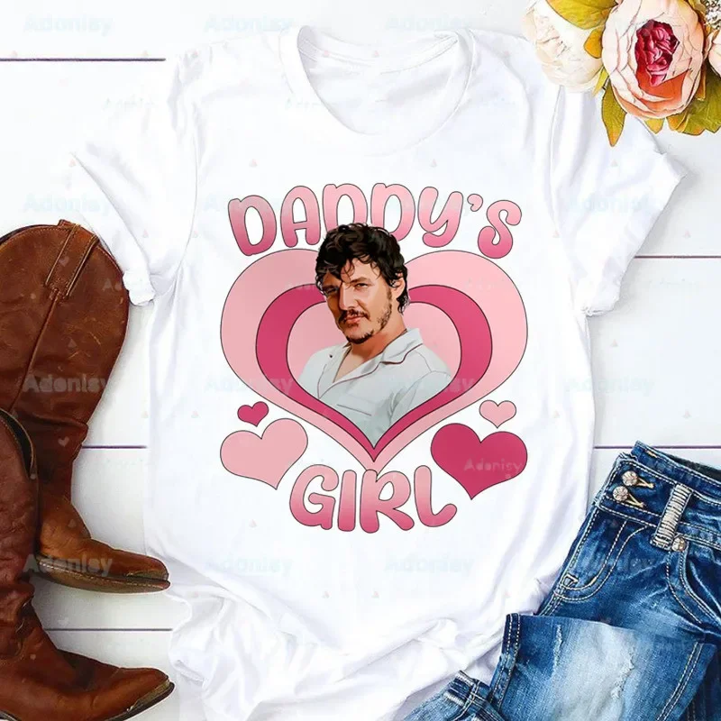 Pedro Pascal Vintage Daddy‘s Girl T-shirts Women Summer Graphic Tees Funny Shirts For woman tshirts Crew Neck Harajuku Tops