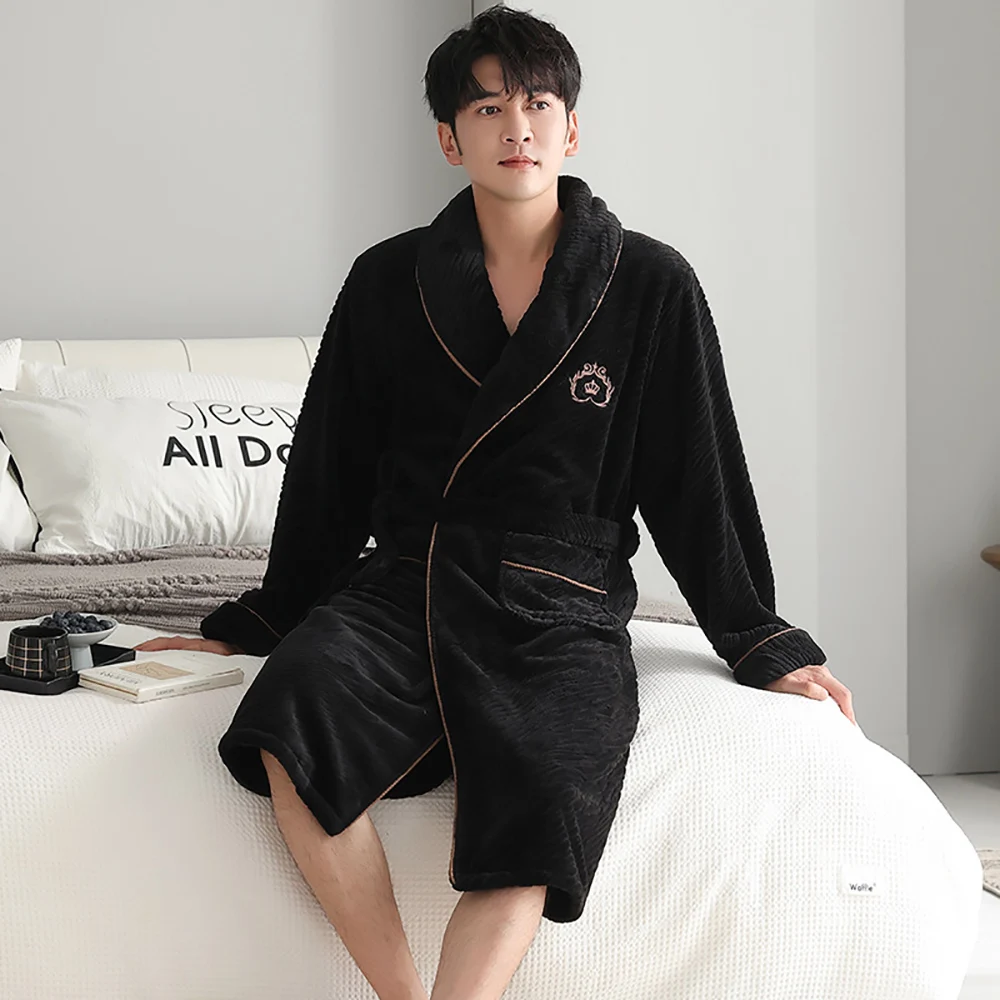 4XL Big Size Pijamas For 110kg Men\'s Bathrobe Warm Winter Thicken Short Plush Nightwear Men Loose Soft Shower Robe Dressing Gown