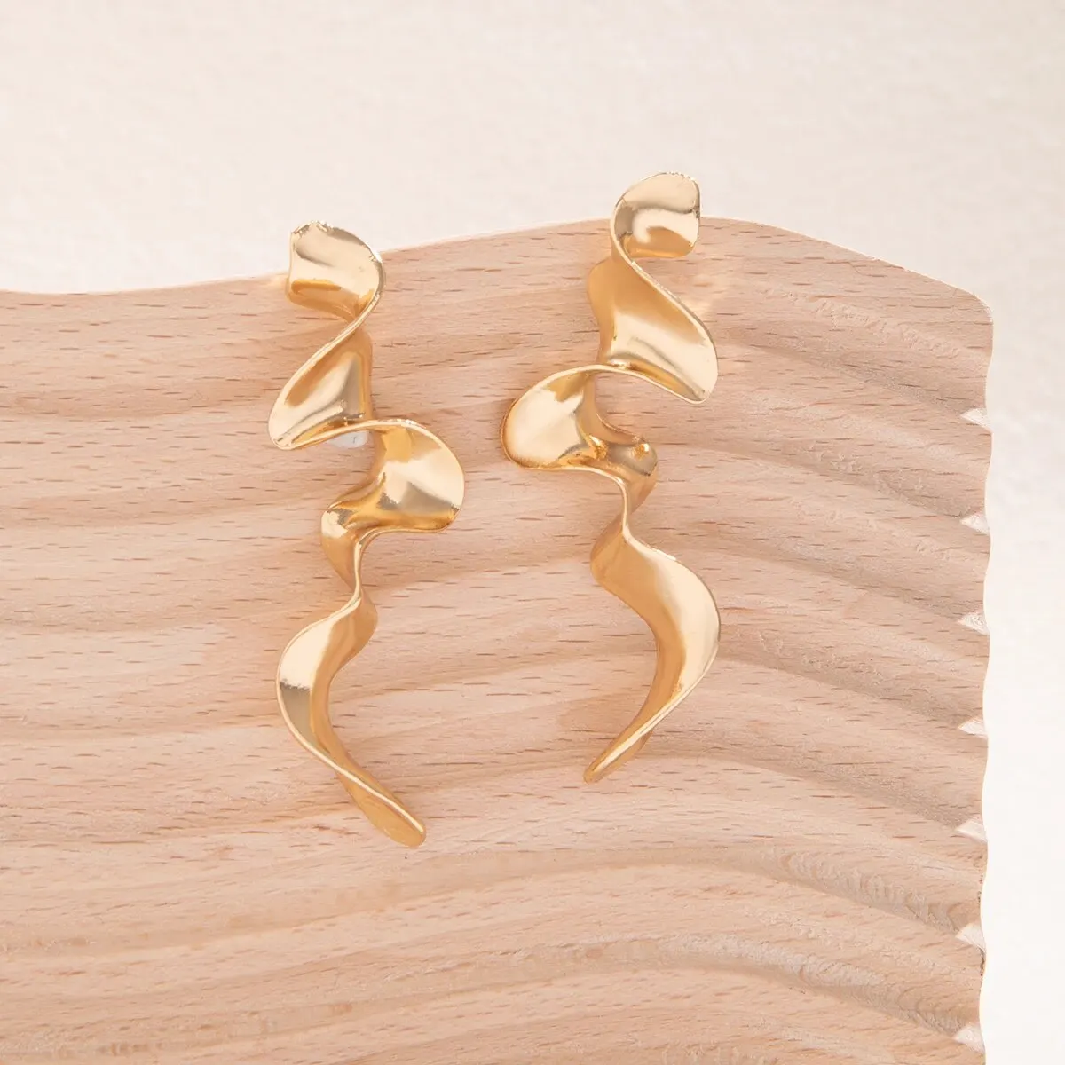 Design Sense Irregular Long Tassel Drop Earrings for Women Hip Hop Vintage Gold Color Dangle Earring Party Jewelry Accessories