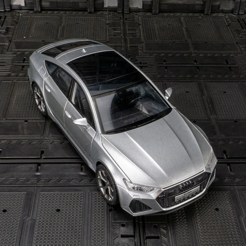 

1:24 Audi RS7 alloy coupe car model ornaments acousto-optic toy doors and hood trunk can open the shock absorption force.