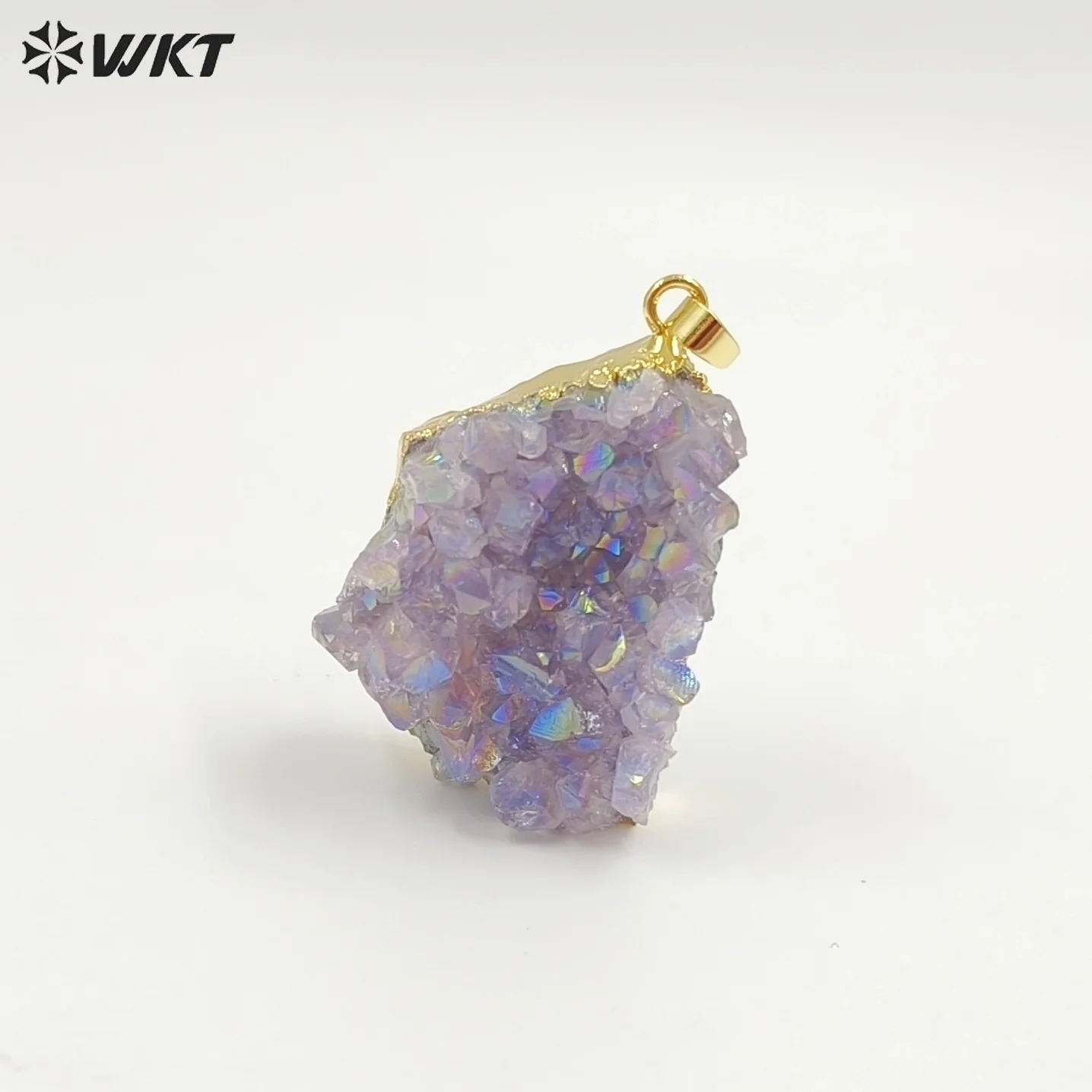 WT-P972 WKT exclusive natural Uruguay Aura Amethyst stone pendant Lady flash brightly Angel color purple stone with gold trim