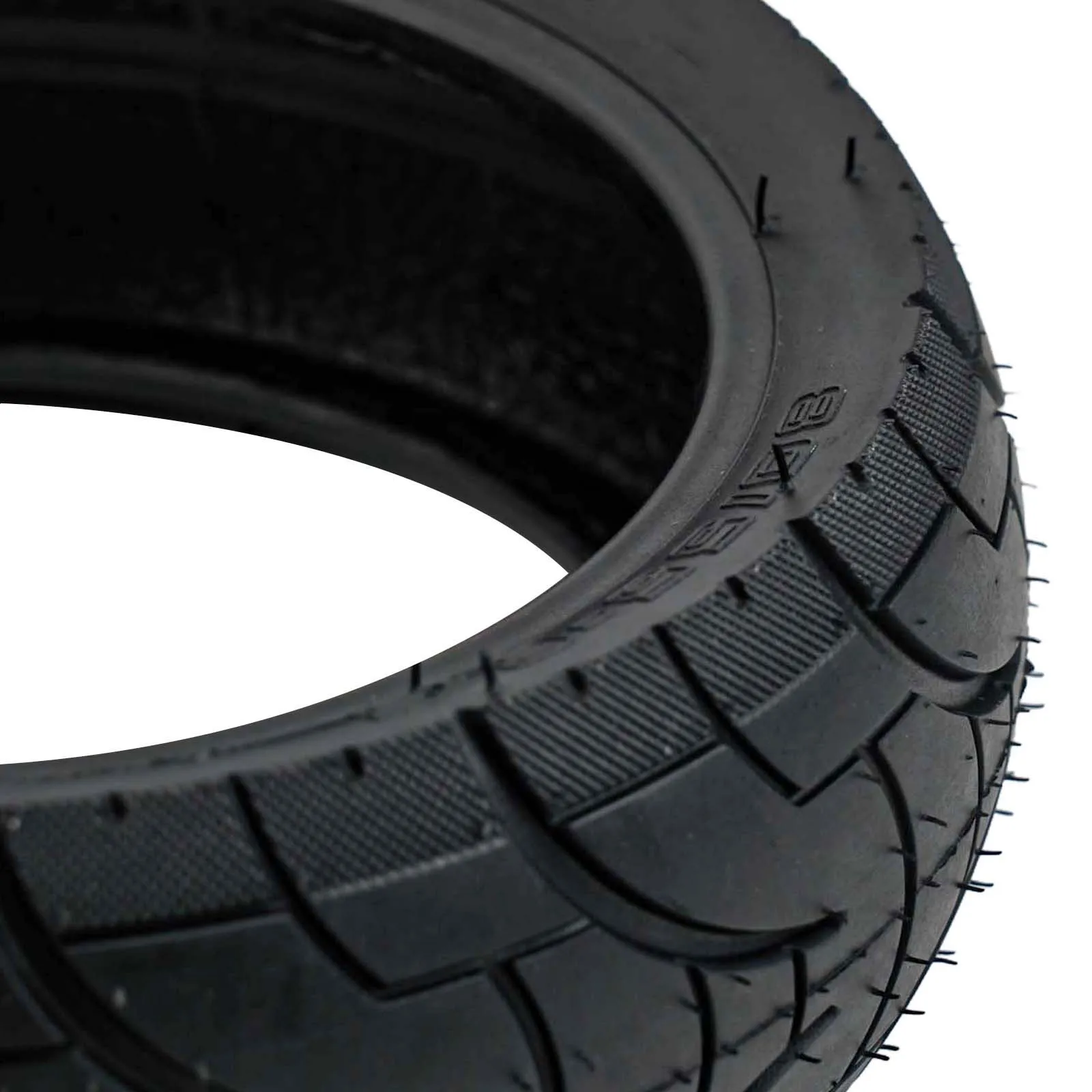 

Новые приложения для замены Бескамерная шина Бескамерная шина для городской дороги Применение для замены внедорожных шин Тот же шина