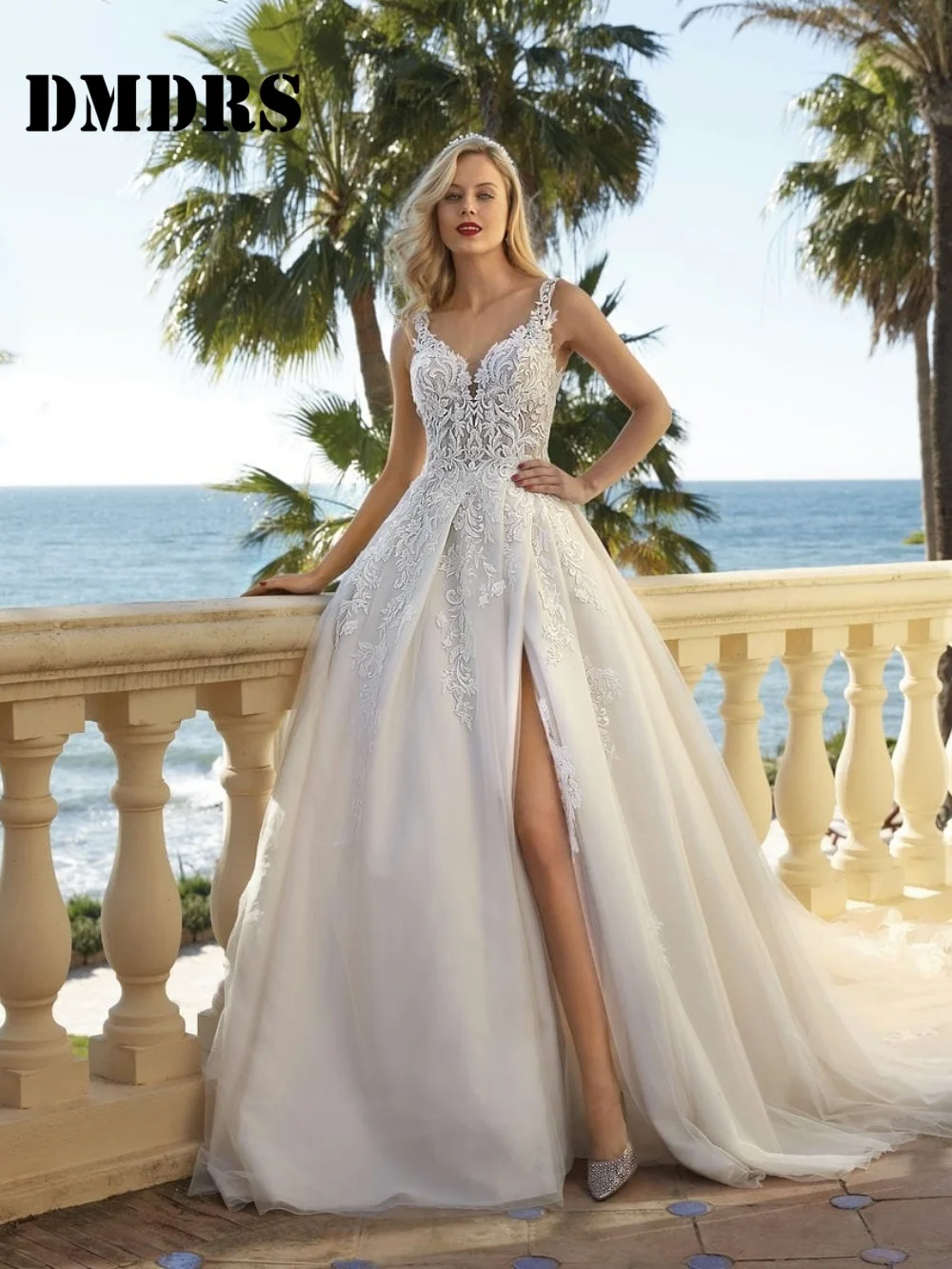 

Sexy Side-Slit Wedding Dresses Romantic Sleeveless Bridal Gowns Charming Appliqué Floor-Length Wedding Gowns Vestidos De Novia