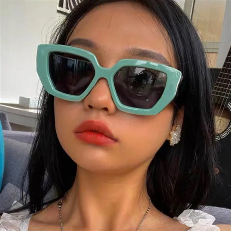 New Vintage Square Sunglasses Women Men Luxury Brand Ladies New Eyewear High Quality Square Sun Glasses Female UV400 Oculos