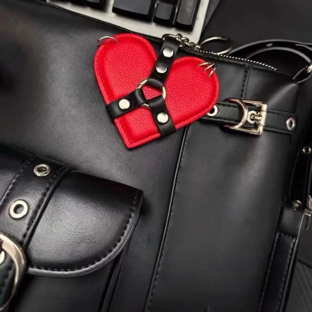 Fashion Y2K Rivet Heart Bag Charm Punk Gothic Leather Heart Keychain Black Red Bag Pendant Bag Hanging view 4