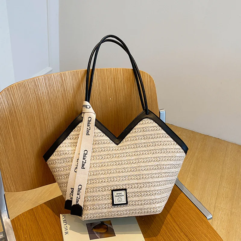 Summer Straw Beach Shoulder Bag Large Capacity New Advanced Texture Joker Female Shoulder Bag Fashion Woven Tote Shoulder Bag