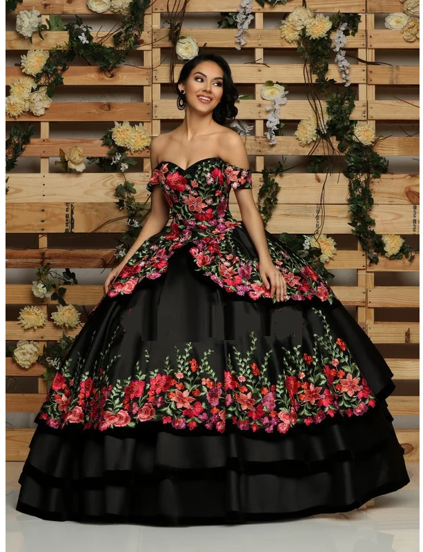 Black Puffy Charro Quinceanera Dresses Ball Gown Off The Shoulder Appliques Mexican Sweet 16 Dresses 15 Anos Customized