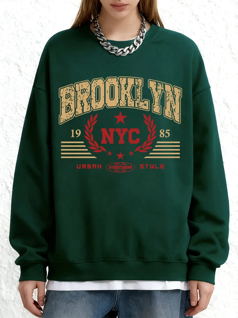 เสื้อสเวตเชิ้ตพิมพ์ลายสไตล์เมืองบรู๊คลิน นิวยอร์ก ปี 1985 สำหรับผู้หญิง เสื้อฮู้ดผ้าฟลีซอุ่นสำหรับฤดูหนาว คอกลม ทรงจ็อกเกอร์ เสื้อพูลโอเวอร์พื้นฐาน ทรงหลวม