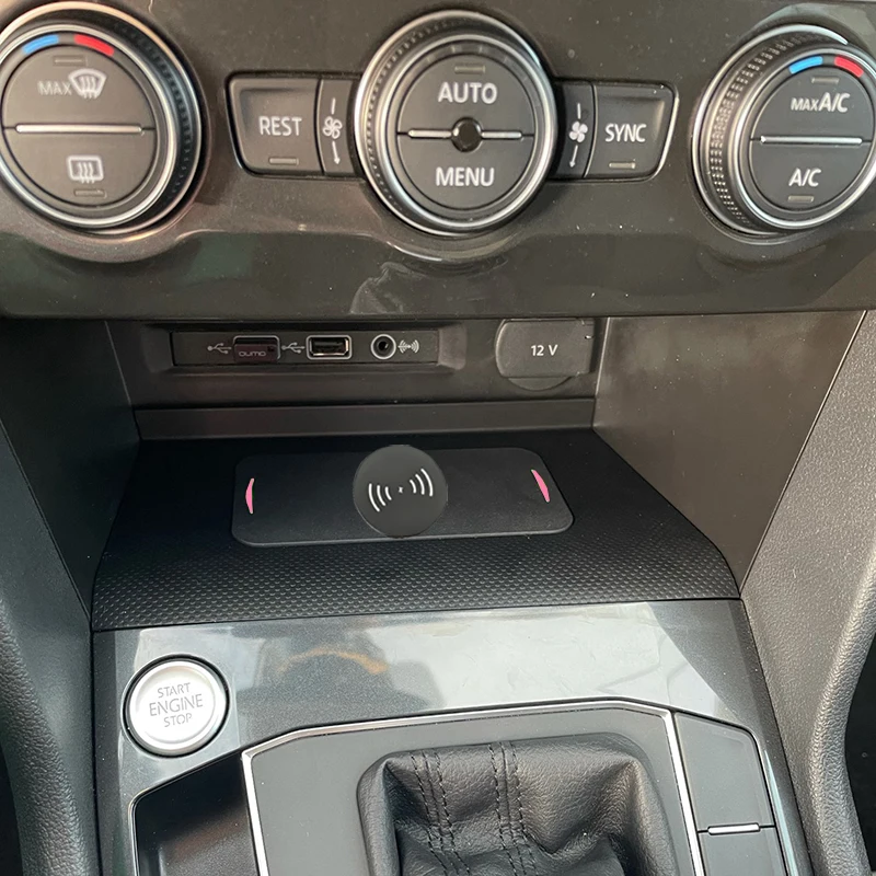 

Автомобильное беспроводное зарядное устройство 15 Вт для VW Tiguan MK2 Tiguan Allspace Tharu LHD, держатель для быстрой зарядки телефона для iPhone