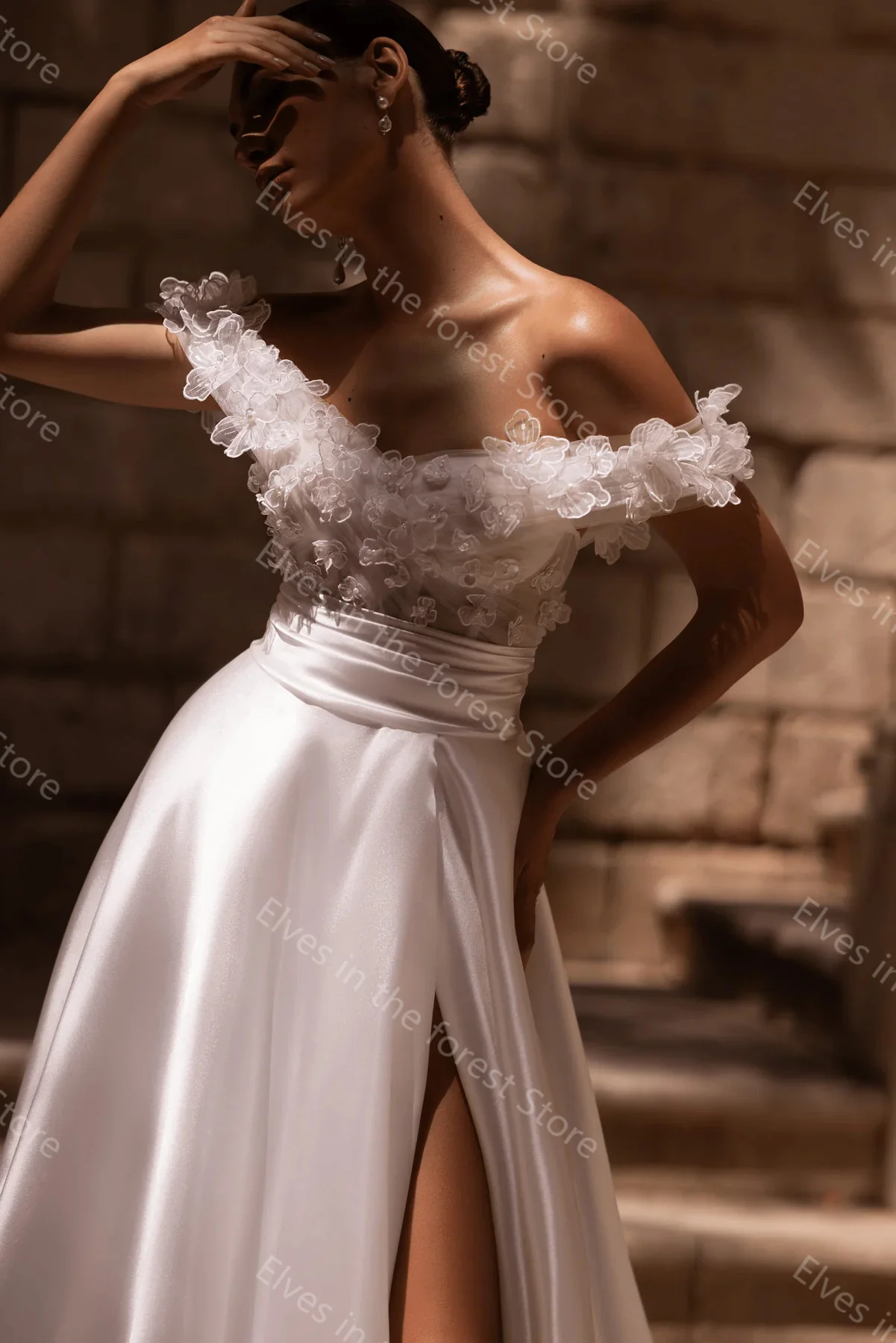 Vestidos De novia De satén con hombros descubiertos, apliques florales, línea A, Vestidos De novia con abertura lateral, longitud hasta el suelo, Vestidos personalizados De Mariee