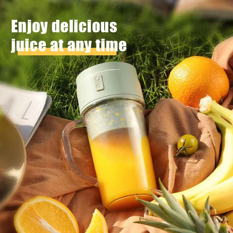 Small home juicing cup portable electric juicer multifunctional juice cup portable cup can crush ice 6 blades340ML