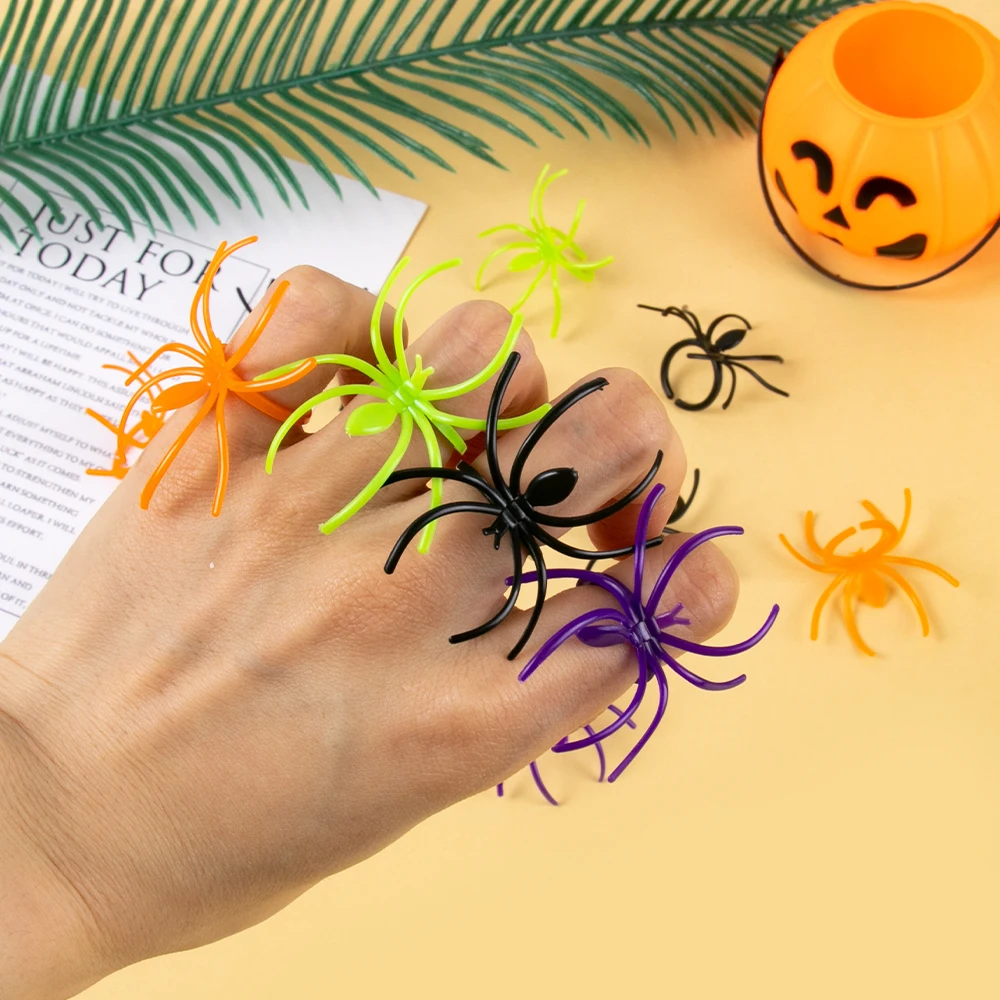 20/40Pcs Halloween Plastic Mini Colorful Spider Rings for Kids Party Halloween Prank Props Decoration Kid Toys Accessories Rings