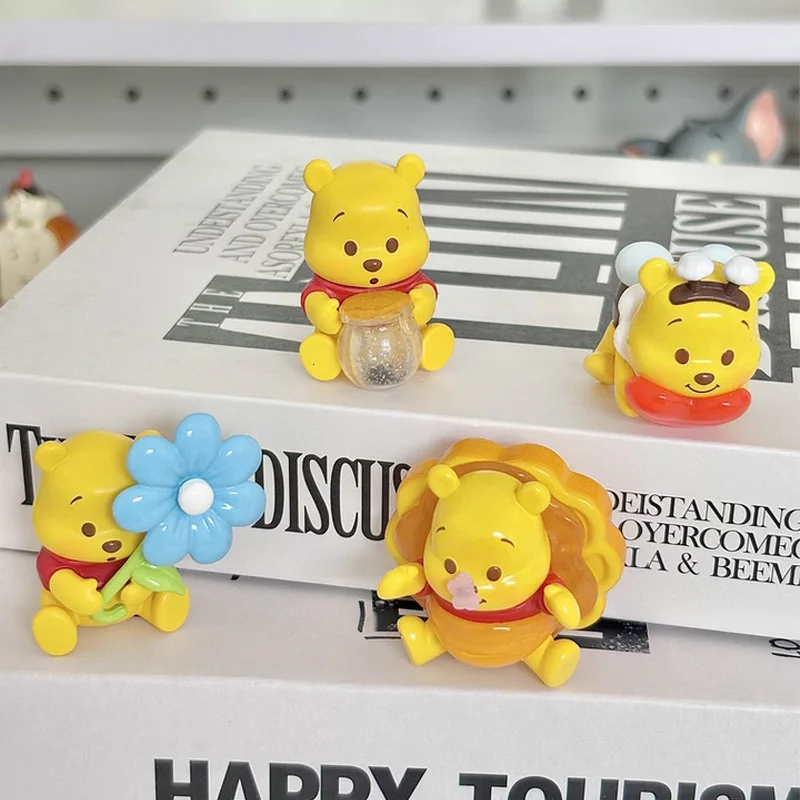 

Подлинная фигурка Kawaii Disney с Винни-Пухом в слепой коробке, поиск серии «Медовая серия», загадочная фигурка-сюрприз, модель, подарки