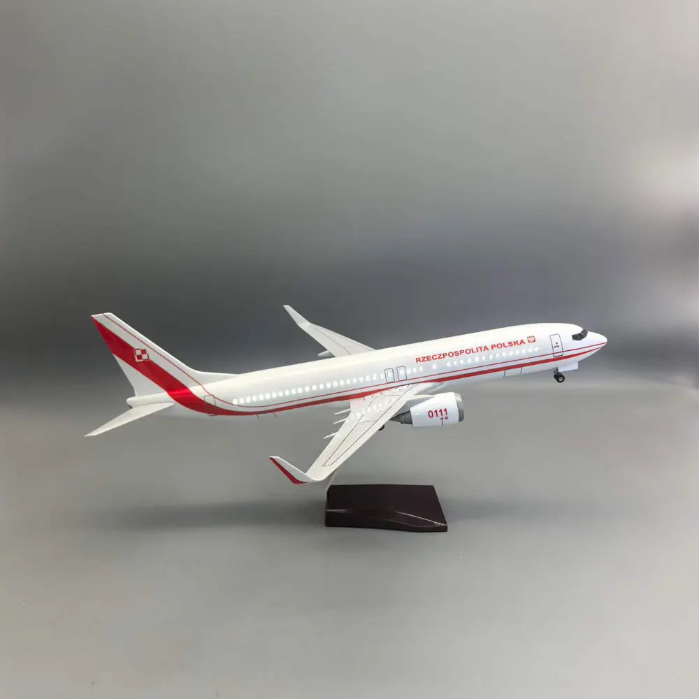 47cm 1:85 Scale Polish Government Airways B737 Model Airplane Resin Diecast Aircraft Souvenir Static Decoration With Stable Base