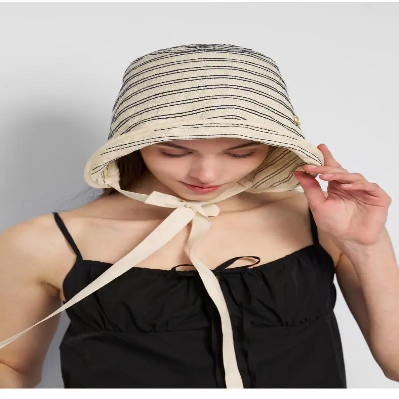 Atmungsaktive gestreifte Leinen-Sonnenschutzmütze mit verstellbarem Kinnband, UV-Schutz für Strandurlaub und Outdoor-Aktivitäten. – Detail 9
