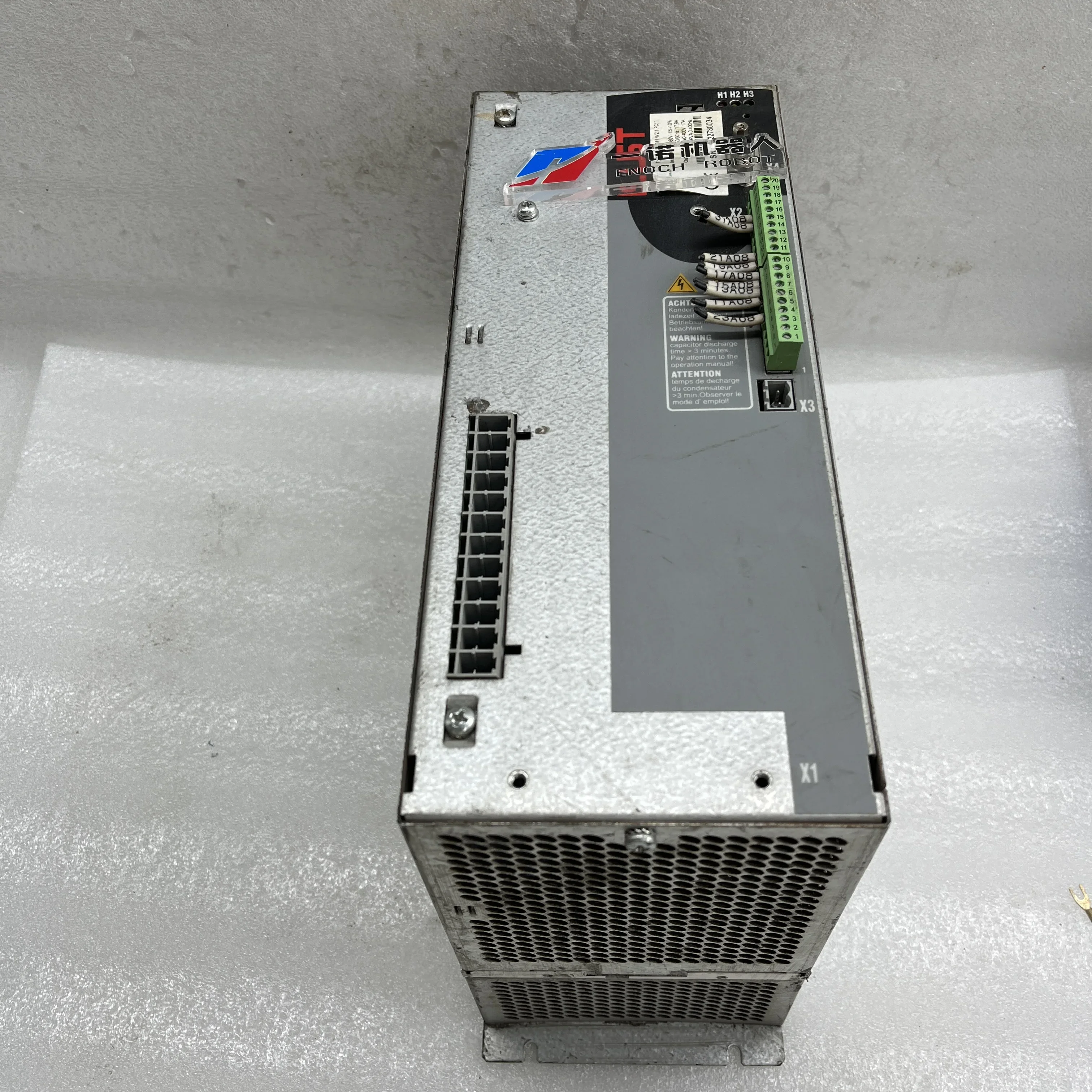 Servoazionamento CDD34.017.W2.1.PC1 di seconda mano testato al 100% e funzionante normalmente CDD34.017.W2.1.PC1