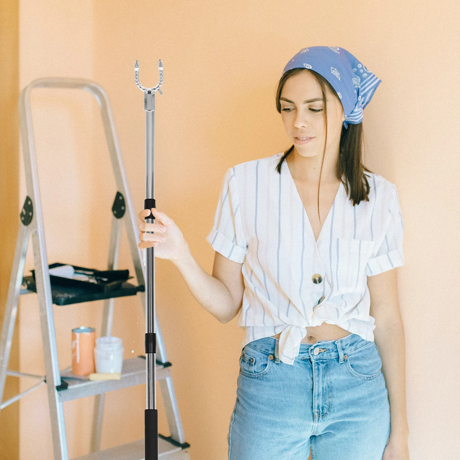 

4Pcs Clothes Rod Fork Replacement Head Aluminum Alloy Sturdy Rust Resistant Clothes Pole Fork for High Place Hanging Laundry Use