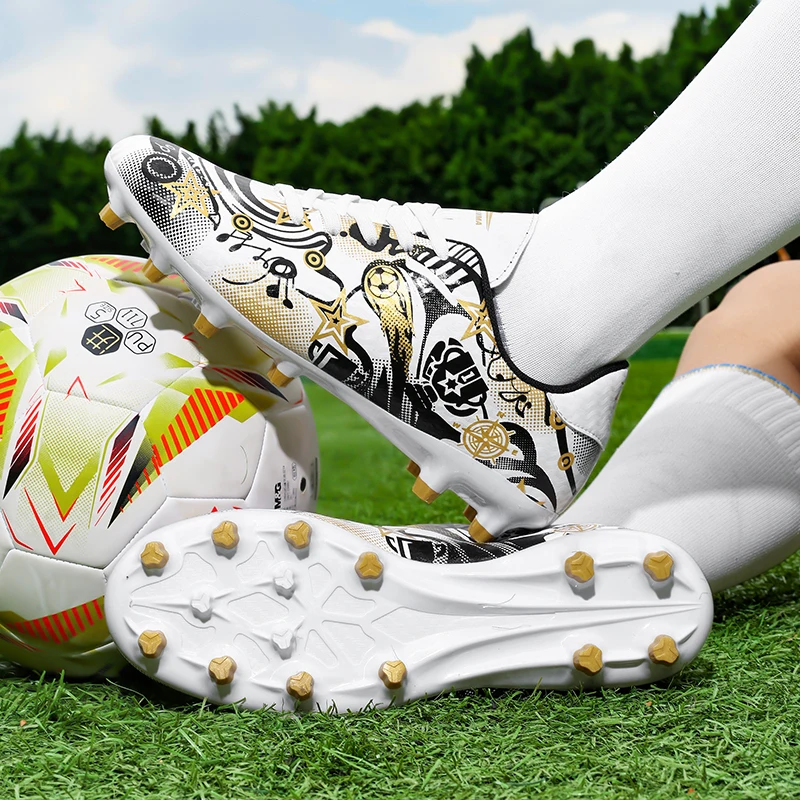 

New Men Football Shoes Unisex Football Field Boot TF/FG Grass Training Tenis Professional Soccer Shoes Society Cleats Ultralight