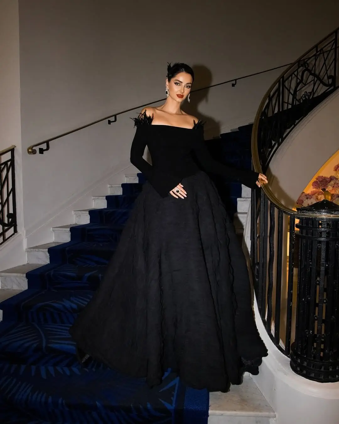 MD New Elegant Black A-line Evening Dresses Saudi Arabic Off Shoulder Long Sleeve Feather Prom Gown Customized Party Dress 2025