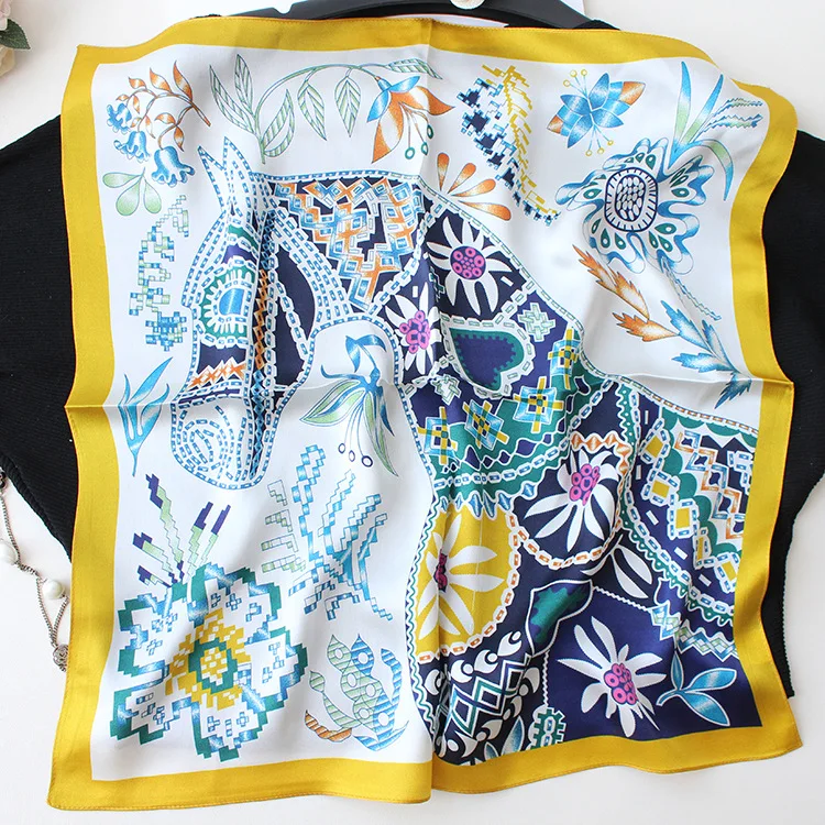 

Luxury Silk Scarf Small Bandanas Summer Head Neck Scarves for Ladies Foulard Femme Lover Mother Gift Clothing Decoration