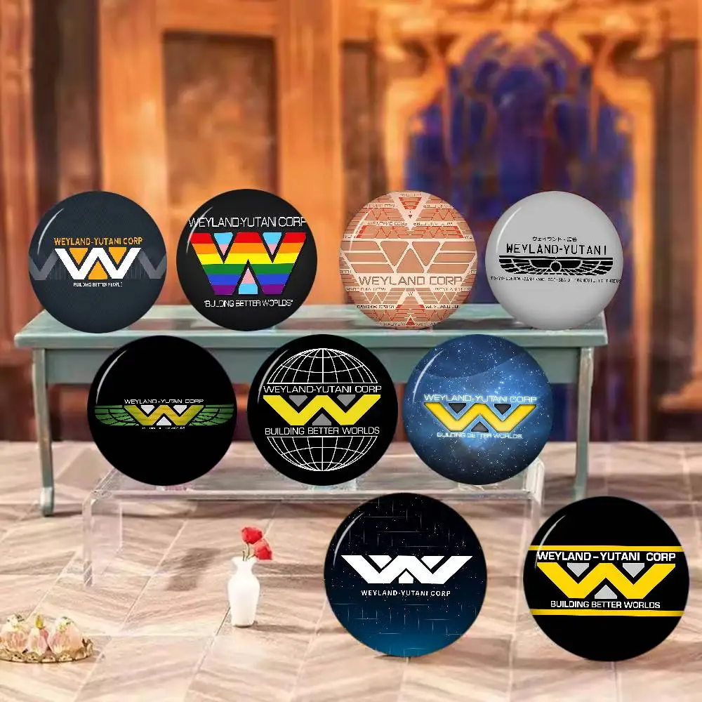 A-Weylands-yutani Shiny Laser Creative Pins Funny Faces Round Snap-in Brooch Badge Backpack Hat Accessories Jewelry Gifts