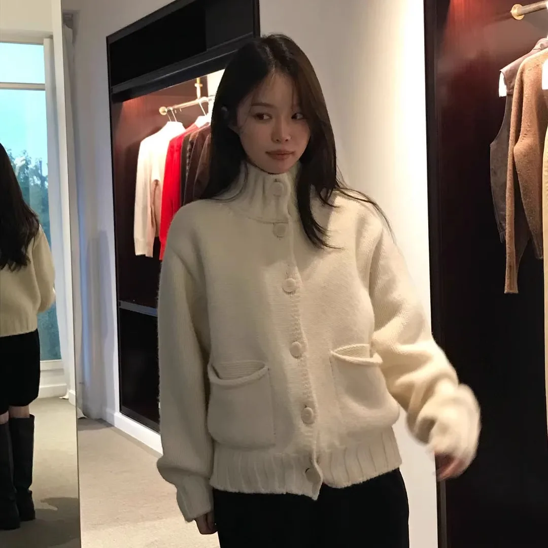

Korean Sle Women's Knitted Sweater Coat with kets Stand Collar Long Sve Regular Fit Pure Color Button Closure Cardigan
