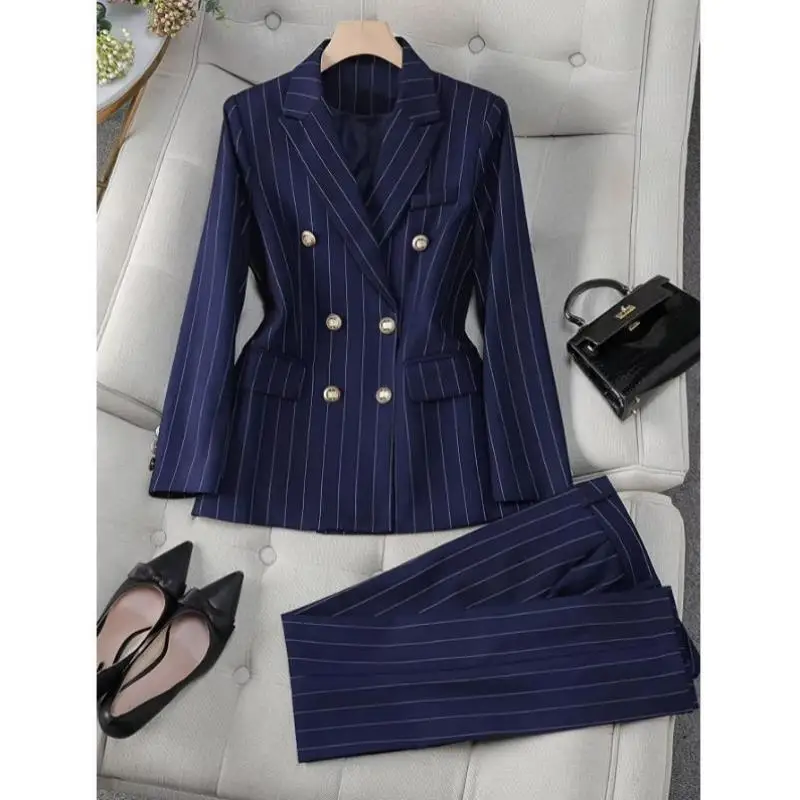 

Blue Striped Men's Casual Sports Suit New Cross-Border Sle ort Sve T-irt And orts Set for Autumn Season