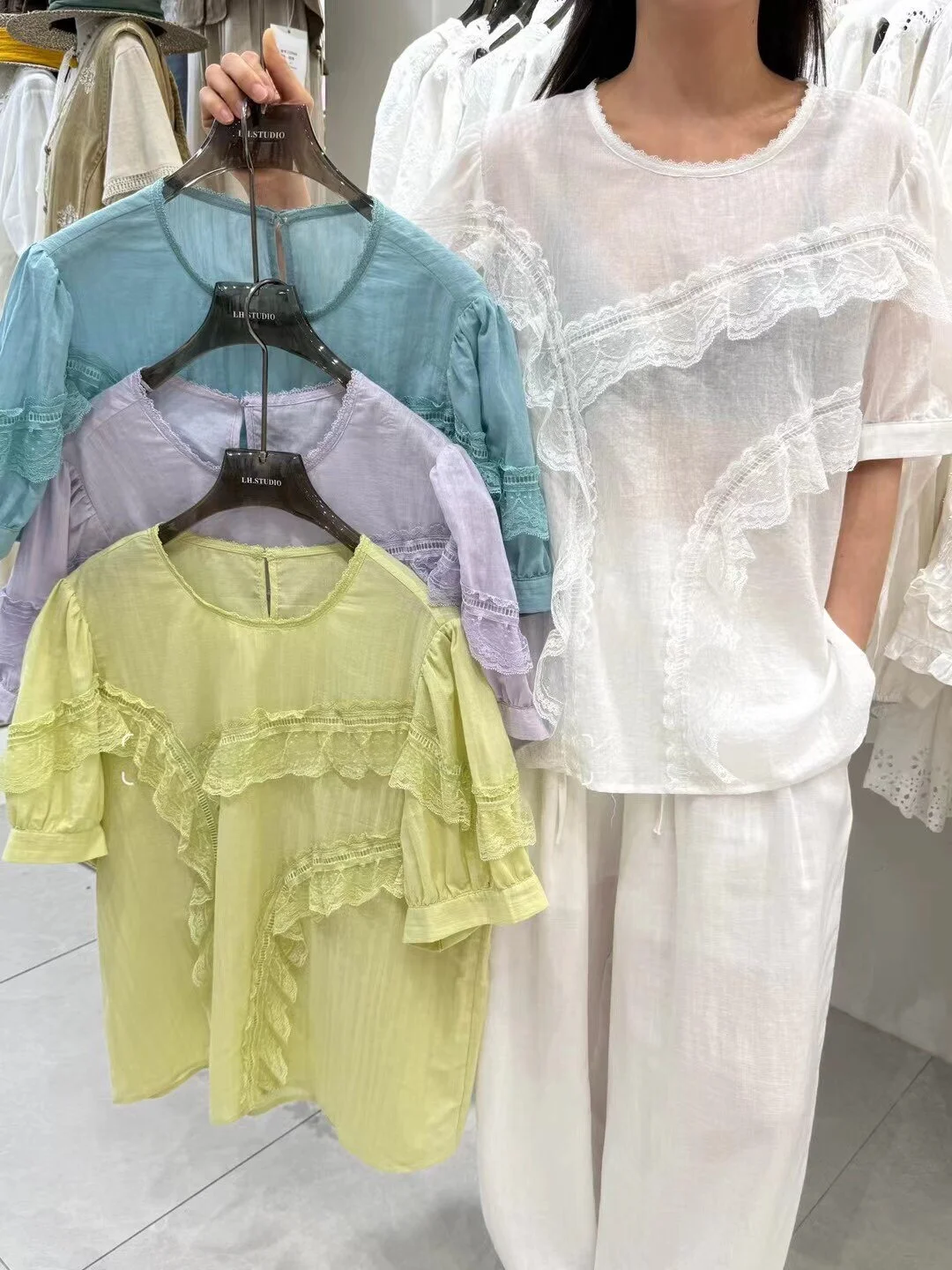 

LH STUDIO Lazy round Neck Lace Trim Long Sleeve Linen Women's Shirt Cool Sun Protection 10516 Loose Fit Summer T-Shirt