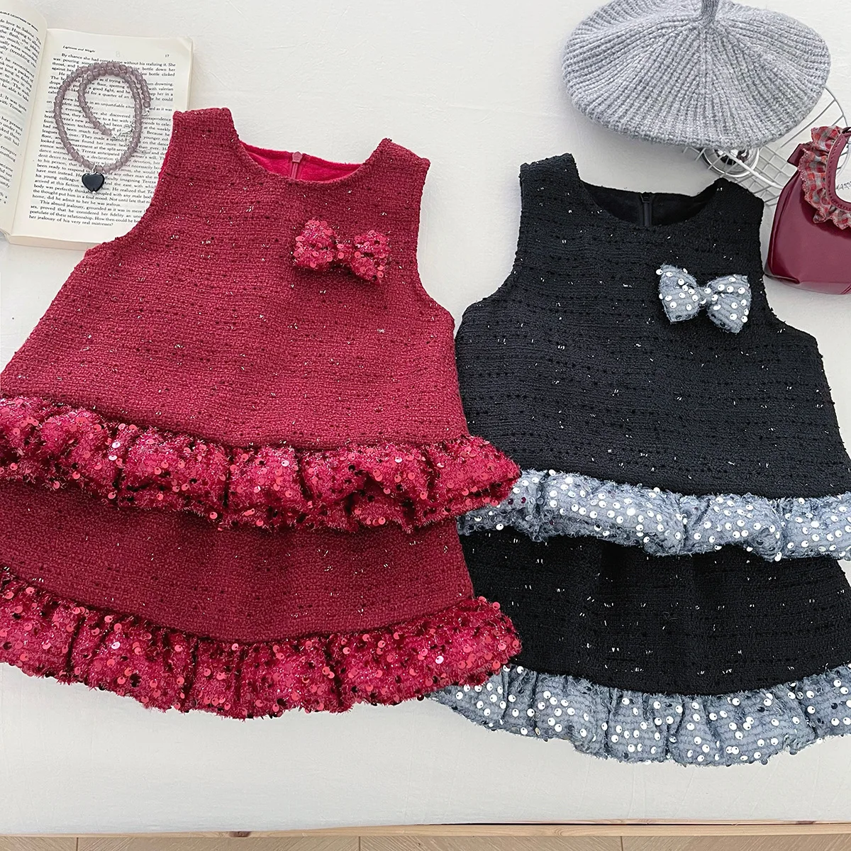 

Winter Kids Girls 2PCS Clothes Set Bow Shinny Children Girls Vest Suits Loose Sequin Hem Red Little Babys Girl Skirts Outfits