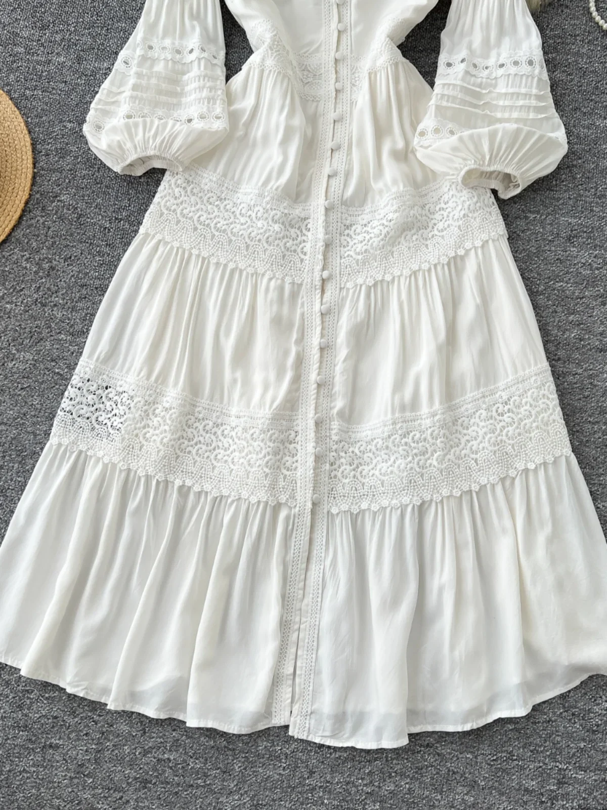 خمر فستان أبيض المرأة الفرنسية مثير الخامس الرقبة فانوس كم الدانتيل المرقعة واحدة الصدر فساتين طويلة السيدات الشاطئ رداء طويل #5